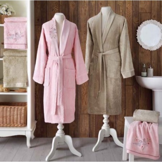 Taç Goldy Bambu Aile Bornoz Seti Gül Kurusu Camel (Aksesuarlı)